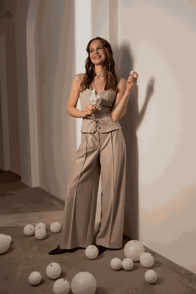 CB000030601_lightbeige_1.png