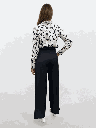 CB000030902_white_2.png