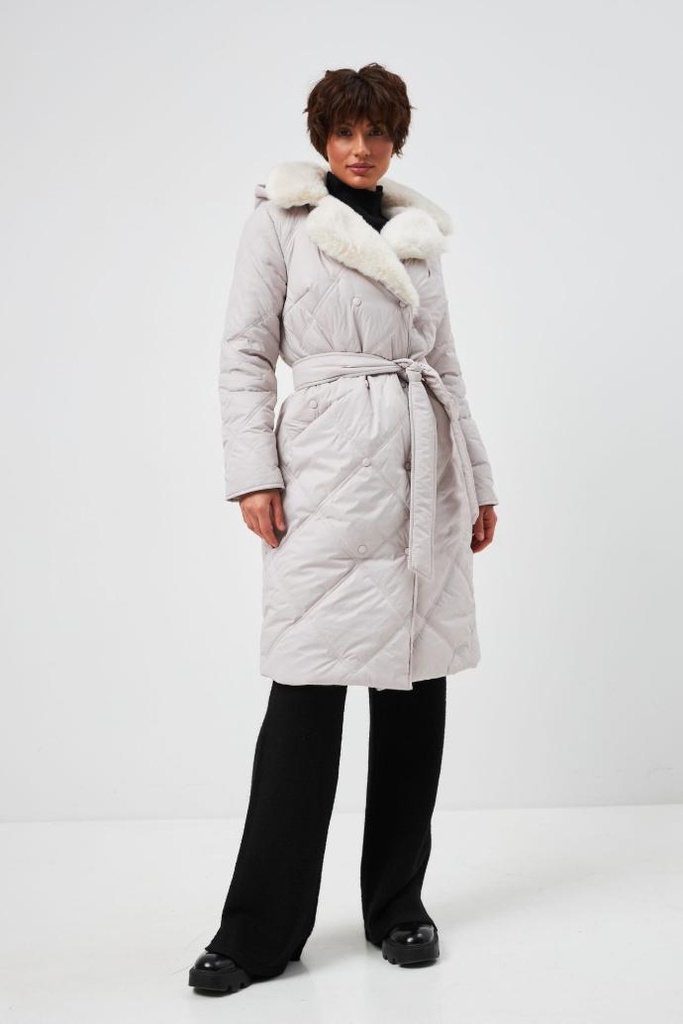 Jacket with fur collar