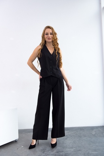 Pantaloni largi cu pliuri 