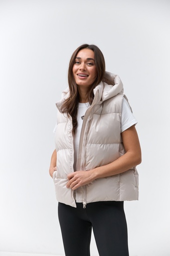 Жилет на застібці з кишенями у швах