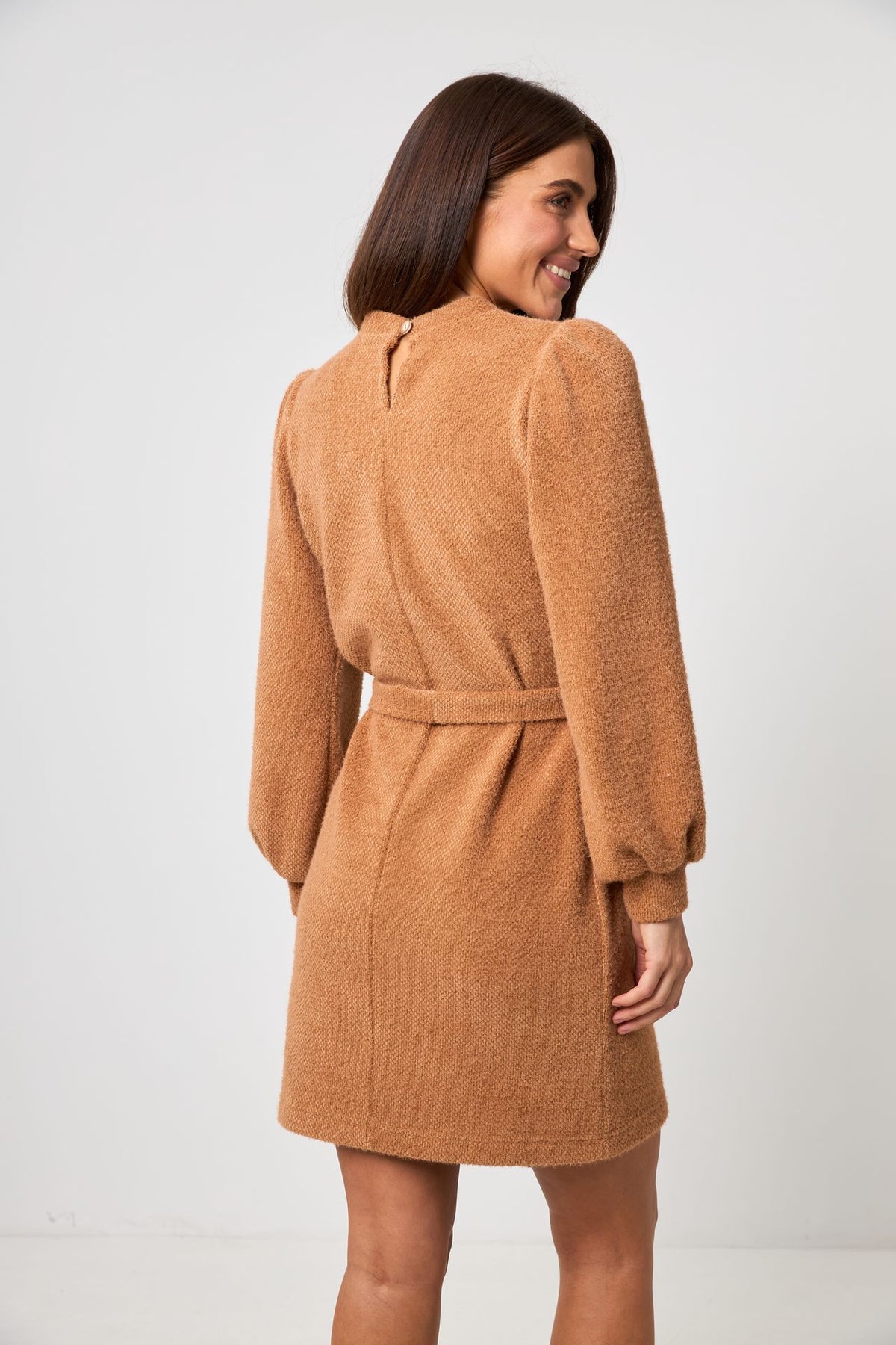 Rochie mini din alpaca