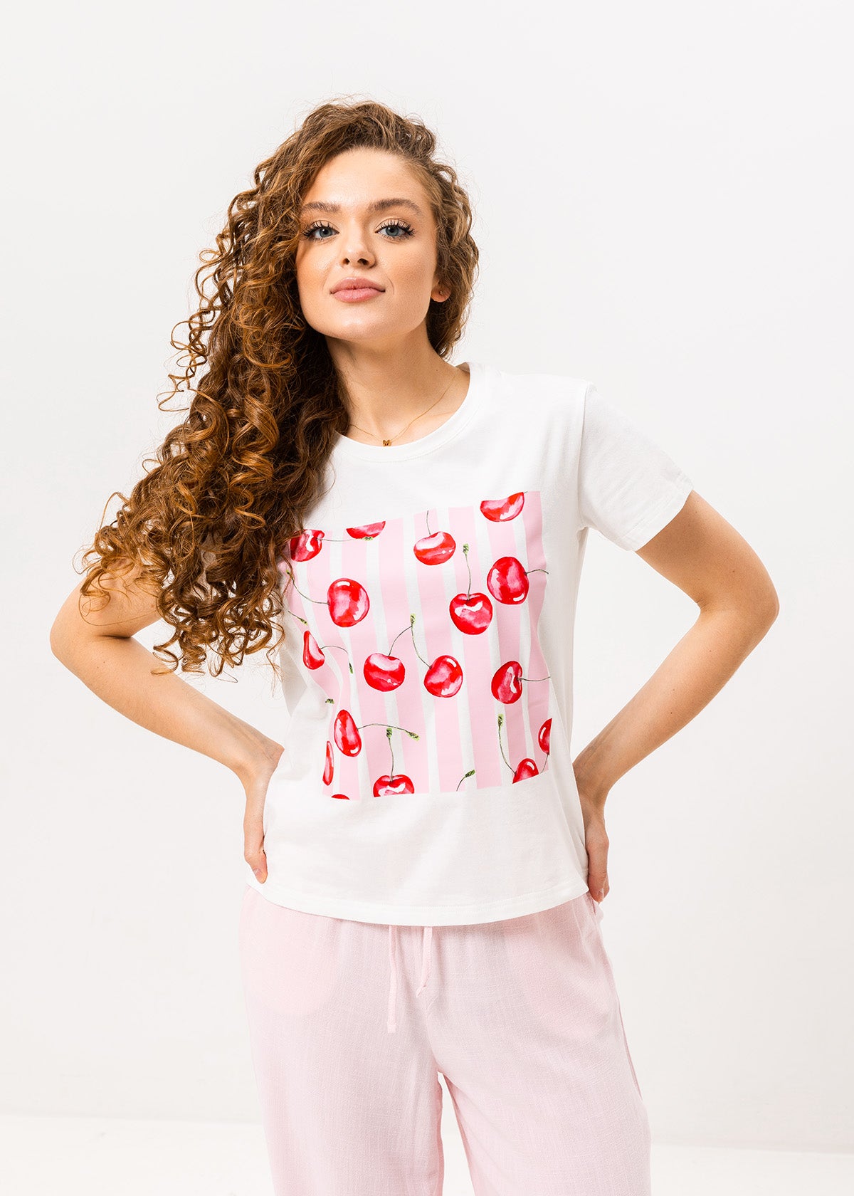 Tricou basic drept Fructe