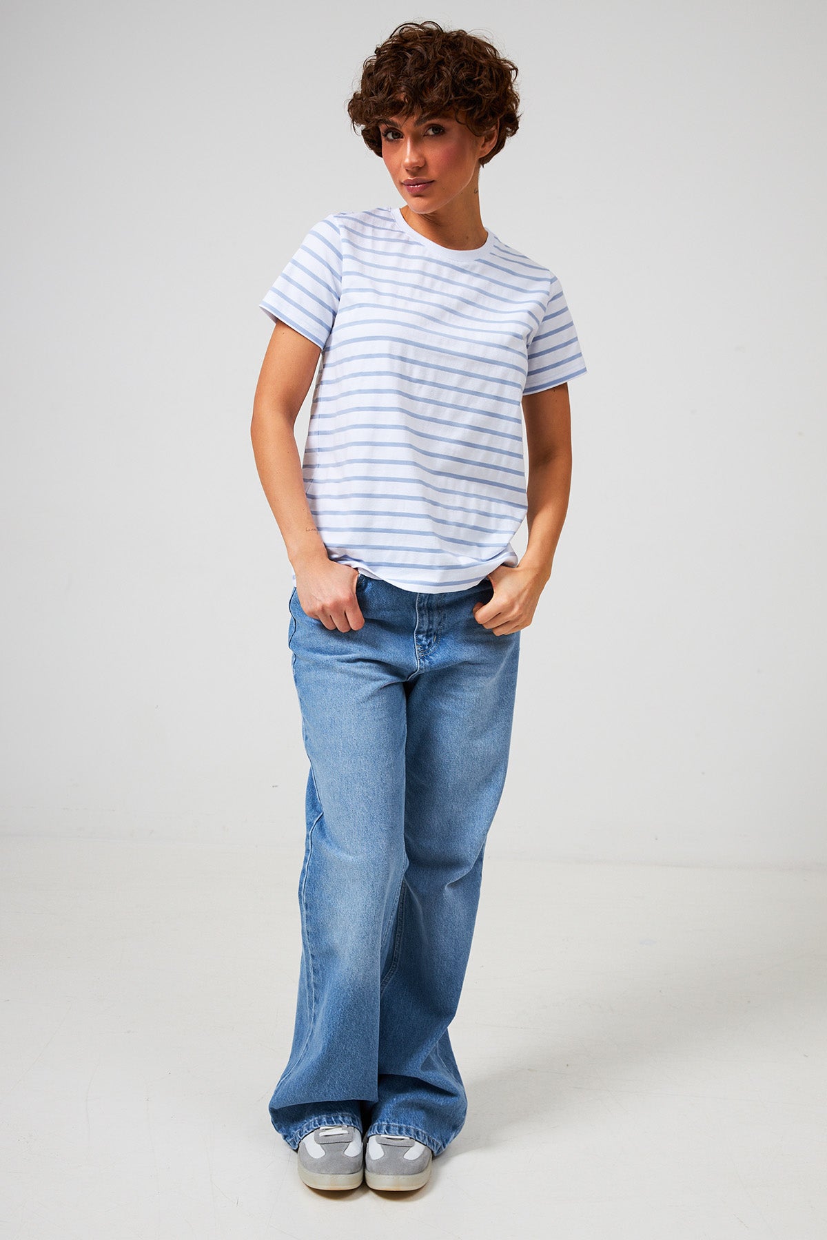 Tricou basic în dungi