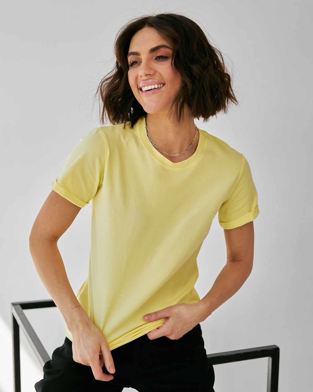 Tricou basic cu manșete