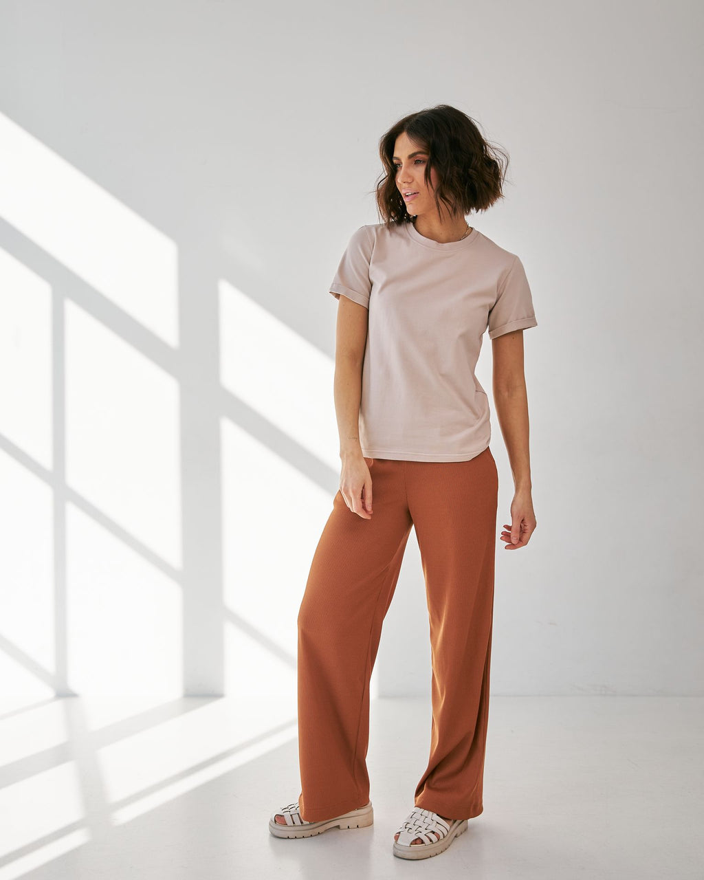 Tricou basic cu manșete