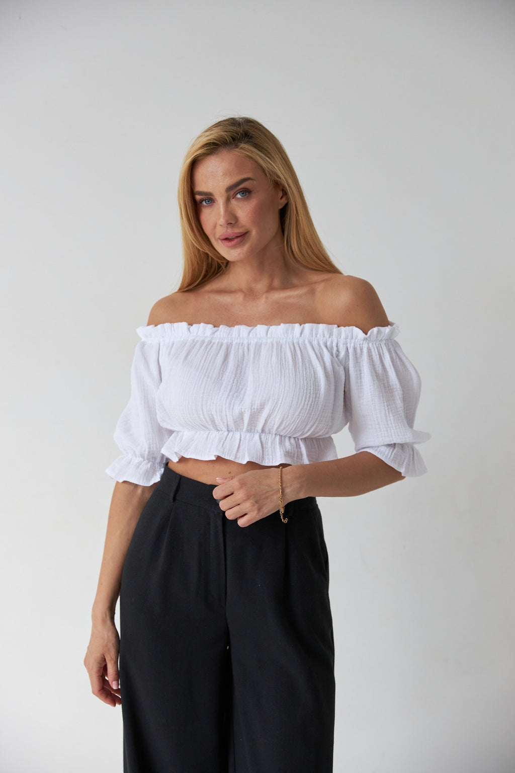 Top din muselină cu mânecă scurtă