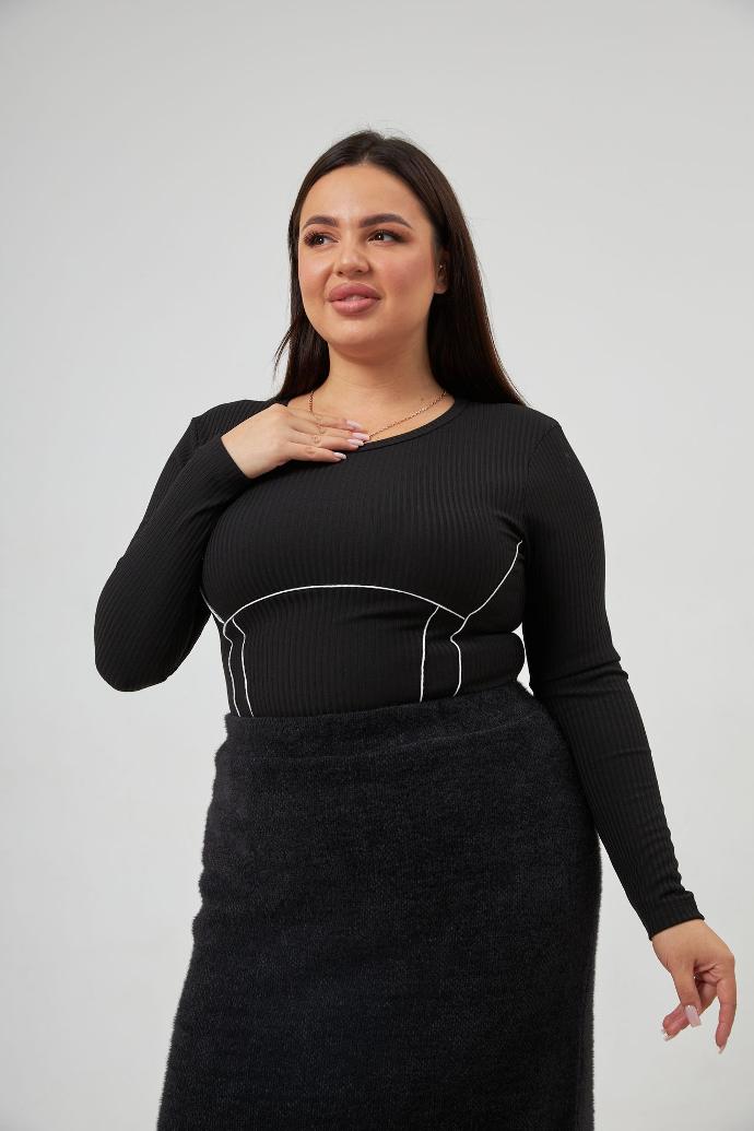 Body cu cusături contrastante