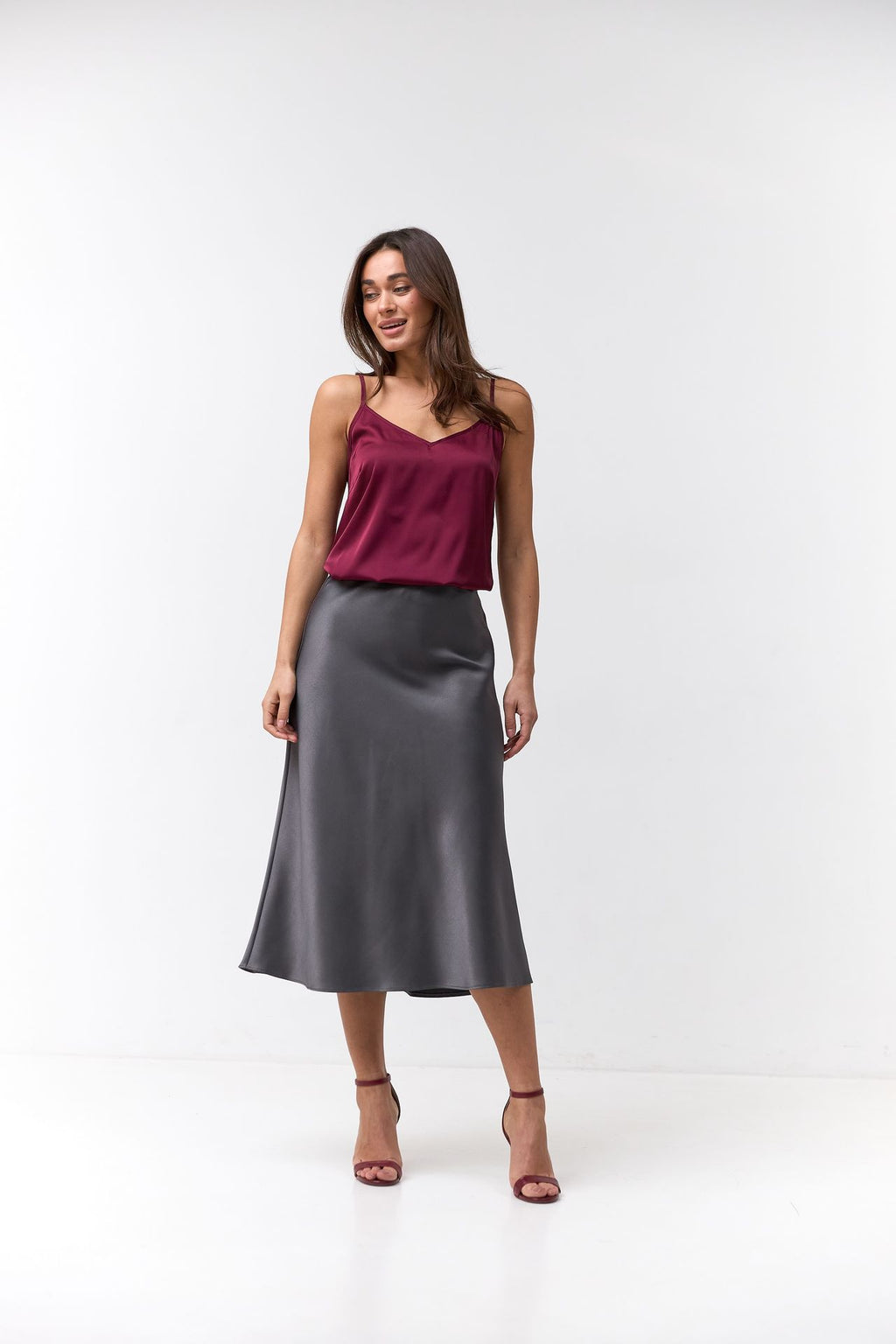 Maiou cu bretele subțiri