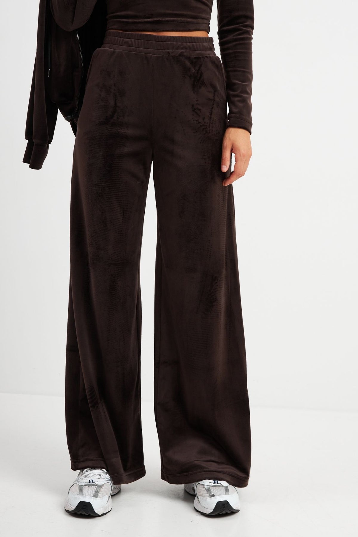 Pantaloni din catifea