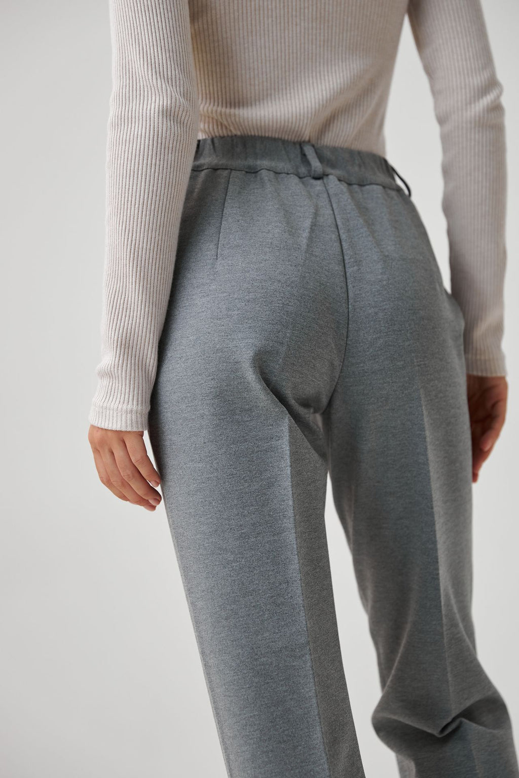Pantaloni clasici
