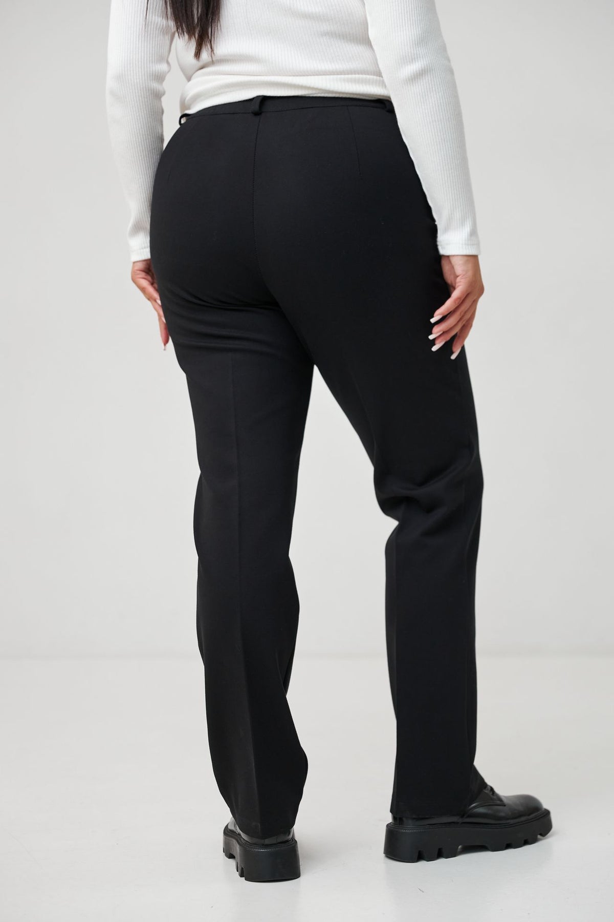 Pantaloni clasici