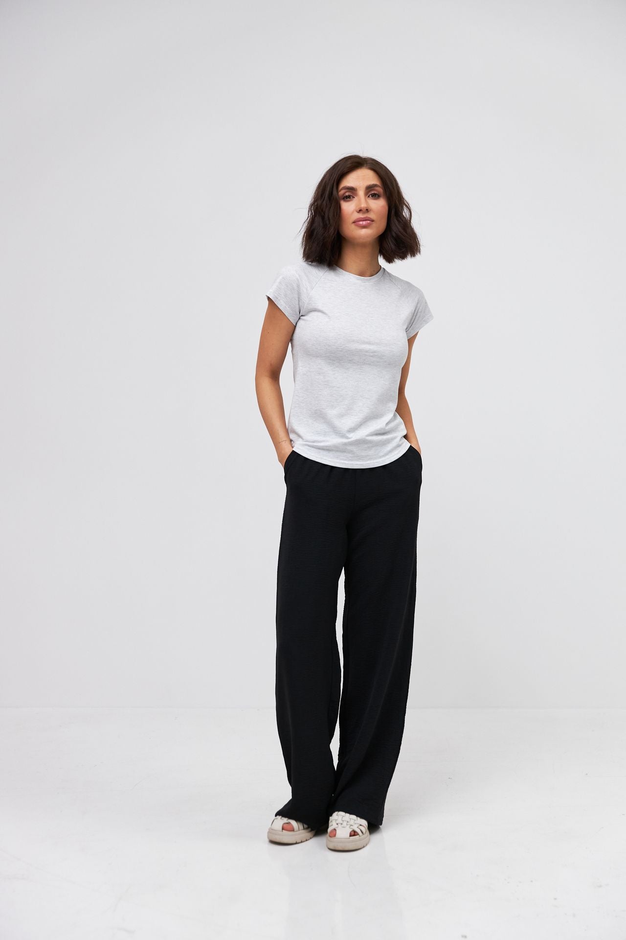 Pantaloni din crep cu talie elastică
