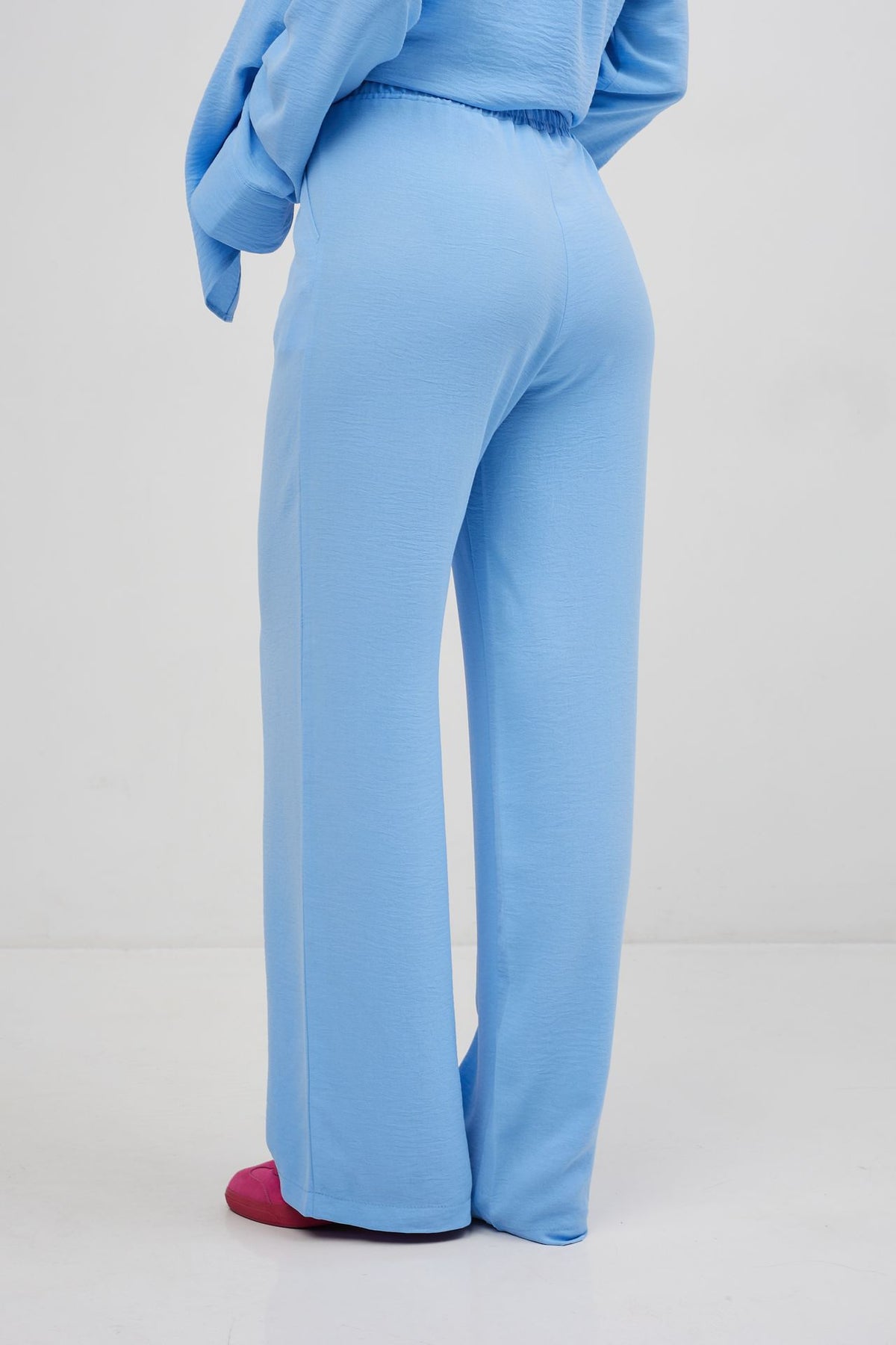 Pantaloni din crep cu talie elastică
