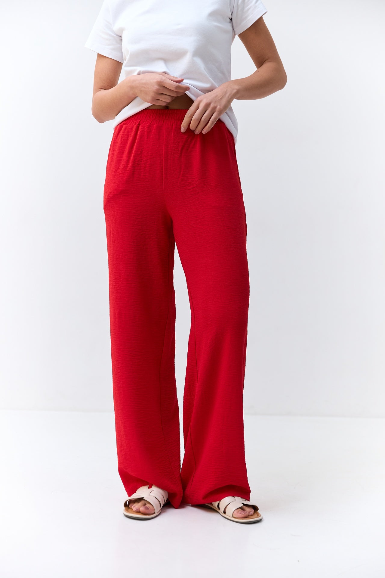 Pantaloni din crep cu talie elastică