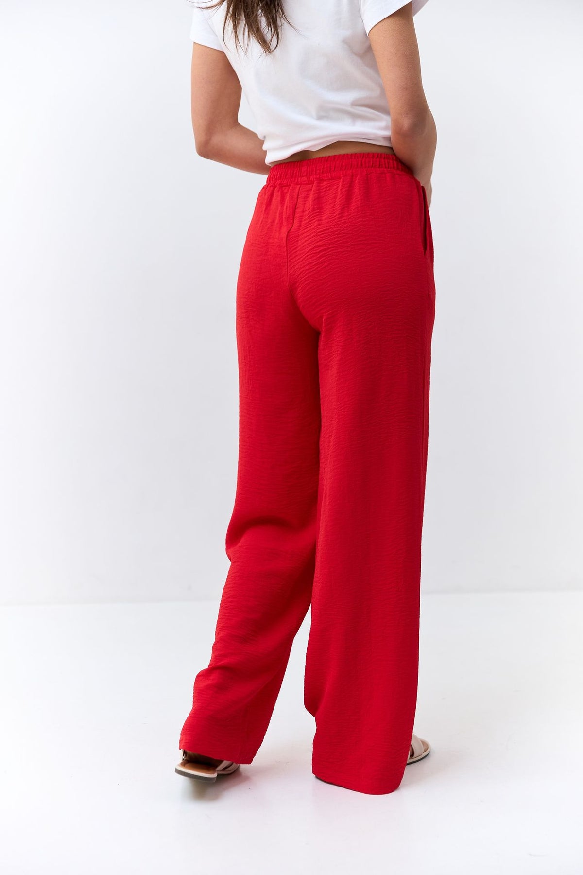 Pantaloni din crep cu talie elastică