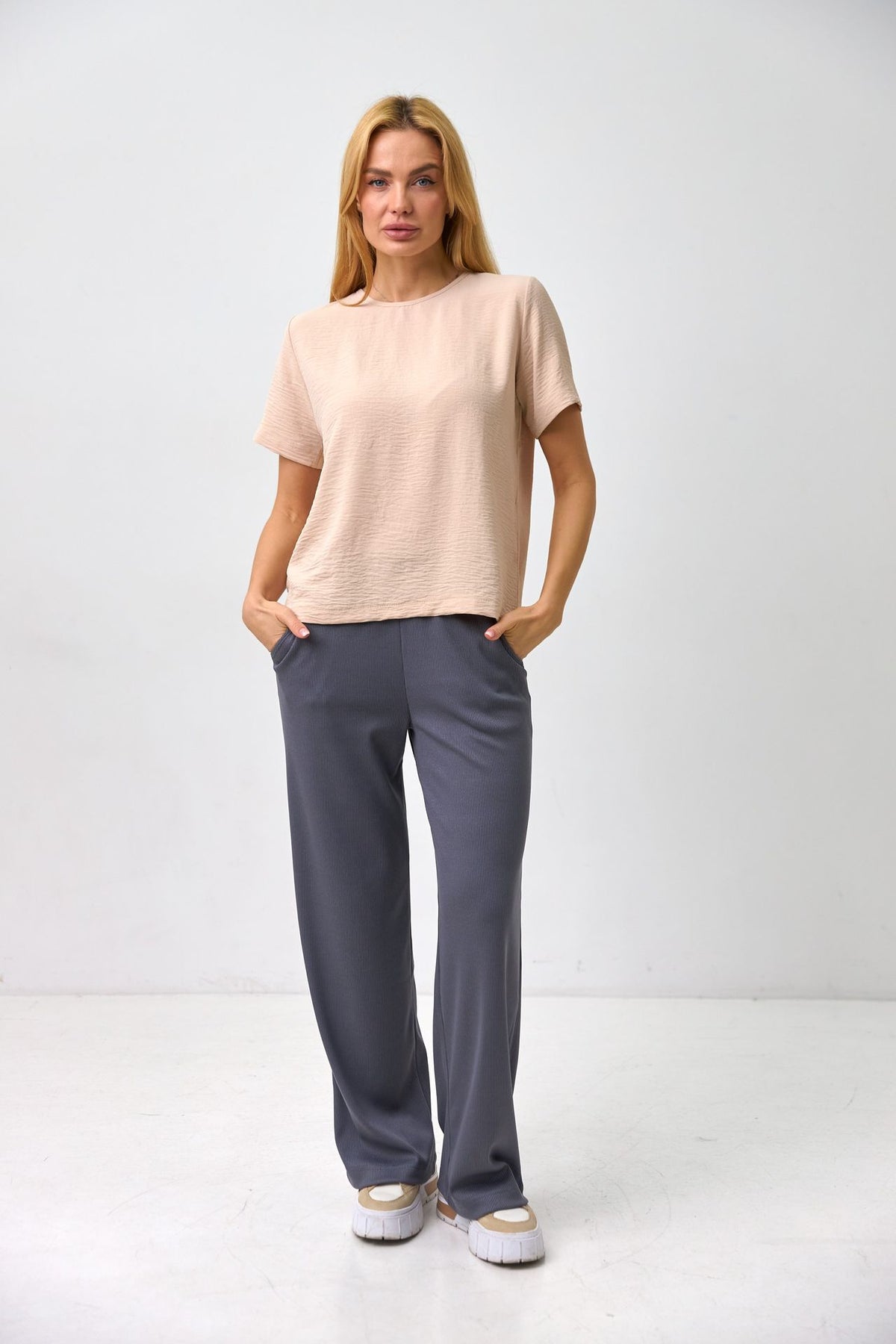 Bluză tip tricou lejeră din crep american