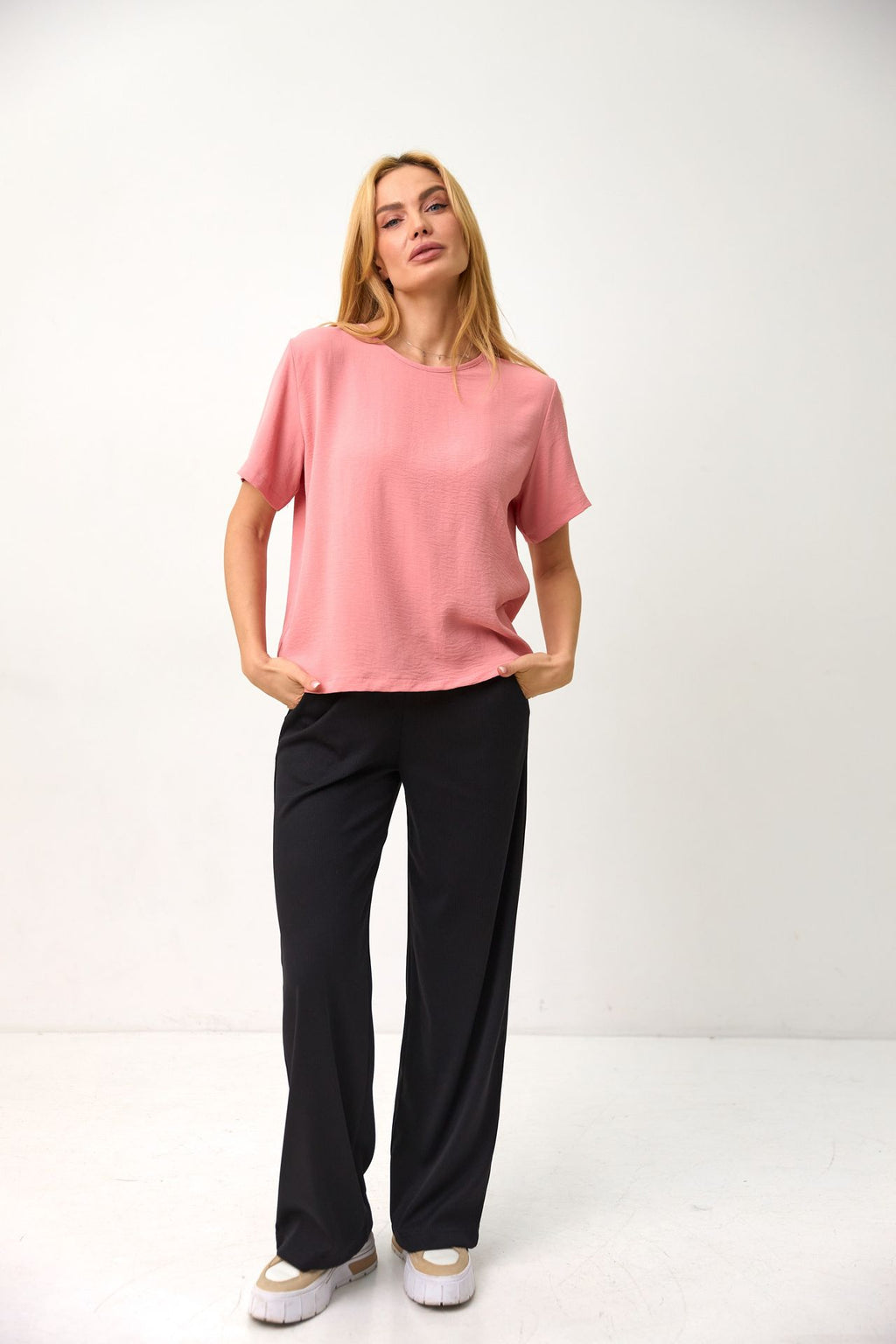 Bluză tip tricou lejeră din crep american