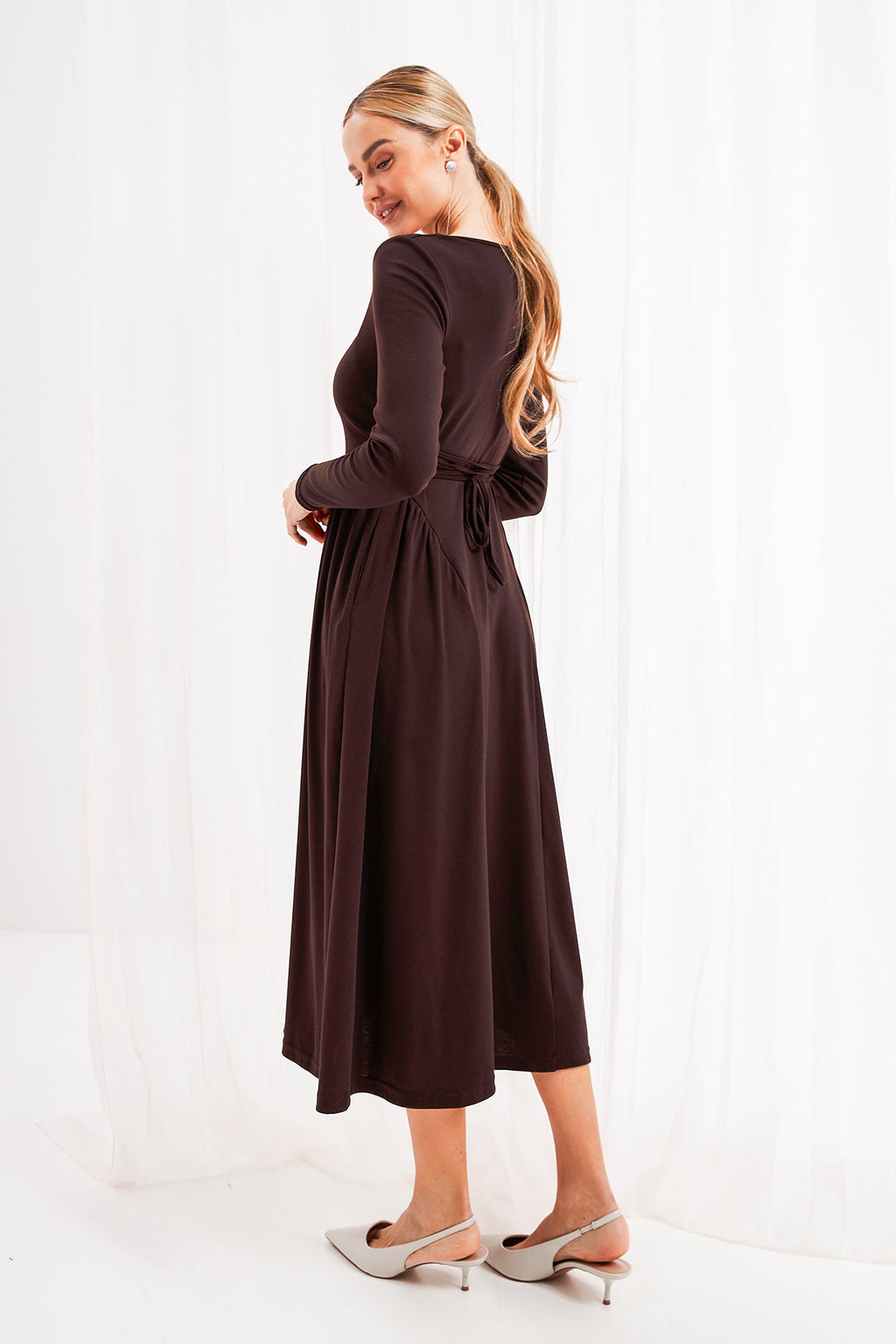 Rochie midaxi din tricot cu decolteu rotund