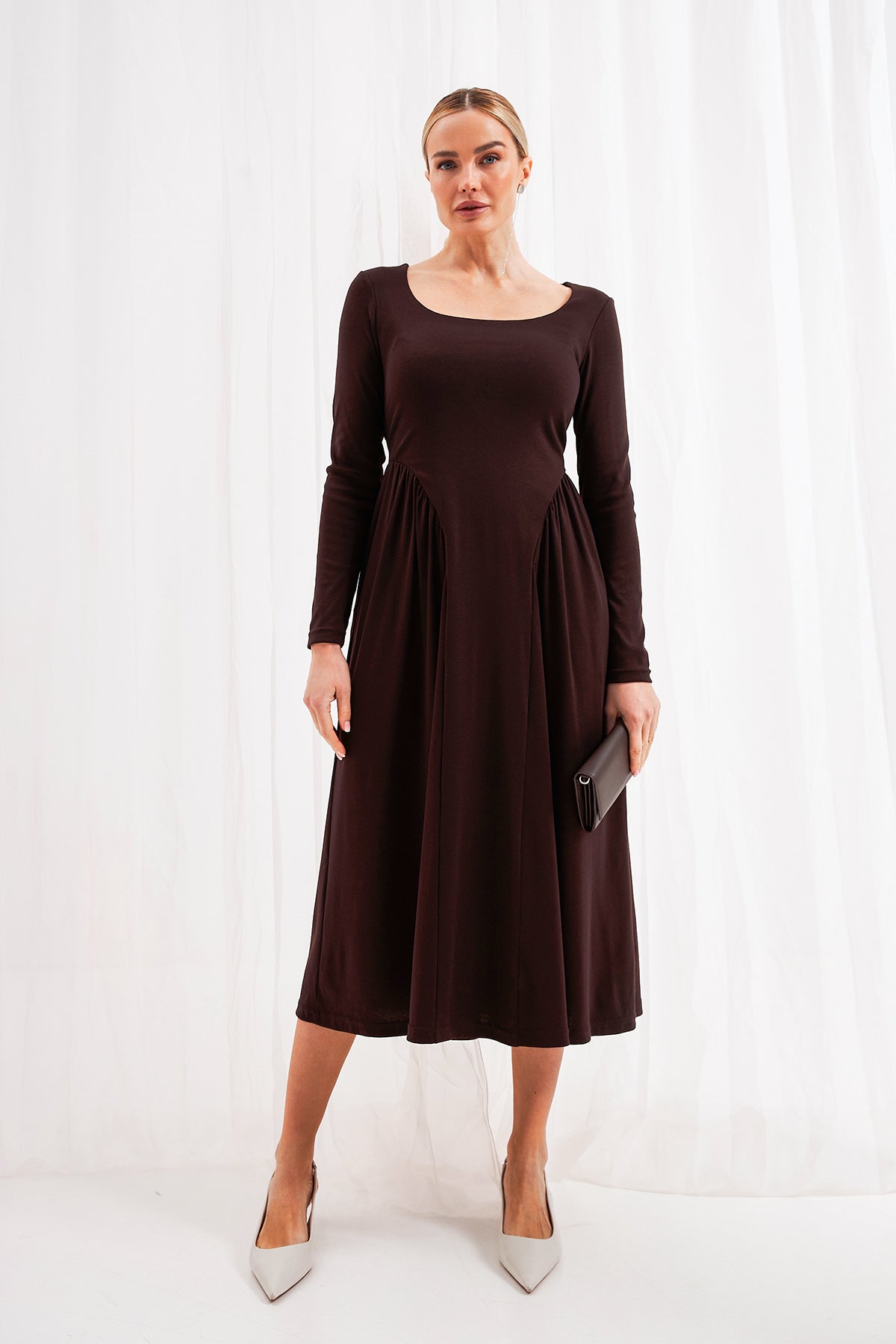 Rochie midaxi din tricot cu decolteu rotund