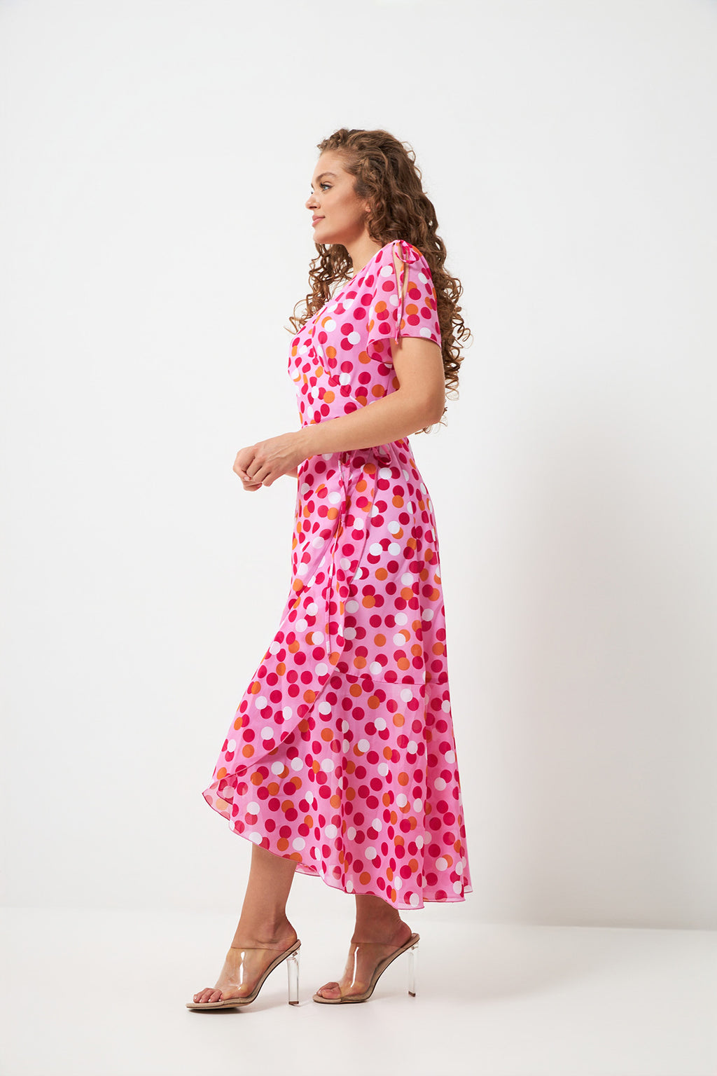 Rochie maxi petrecută cu decolteu în V