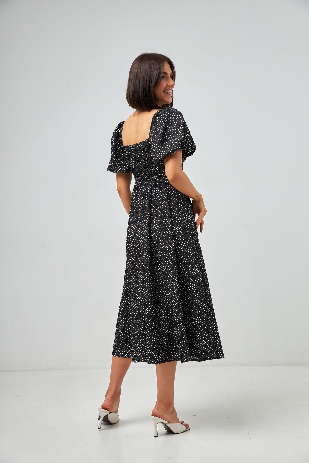 Rochie midi de ocazie cu mâneci clopot