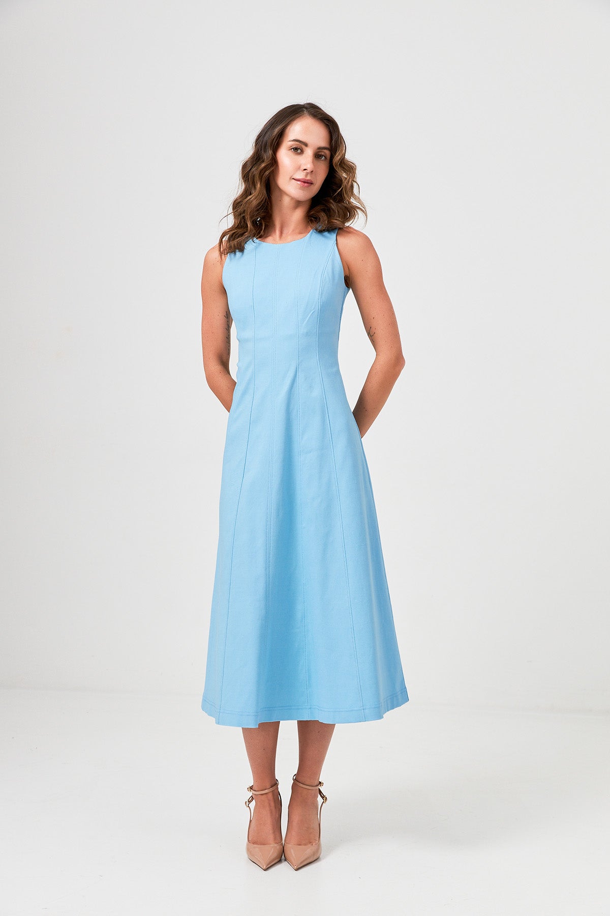 Rochie midaxi din denim bengalină cu cusături decorative