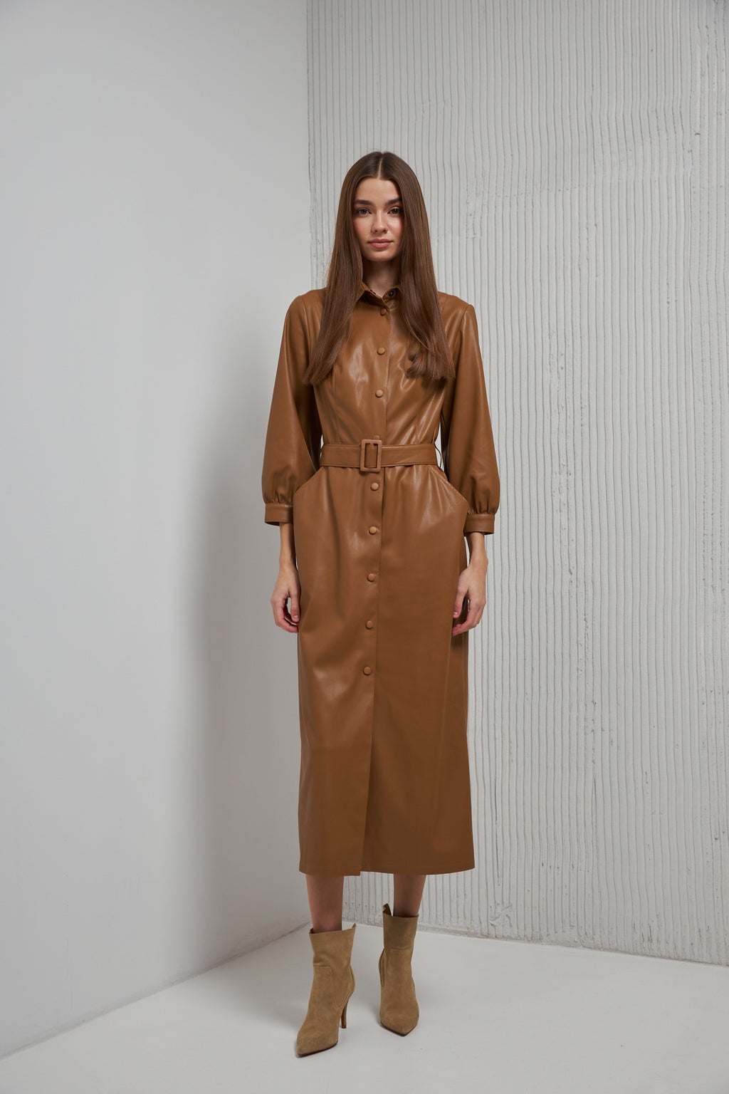 Rochie din piele ecologică cu mânecă 3/4