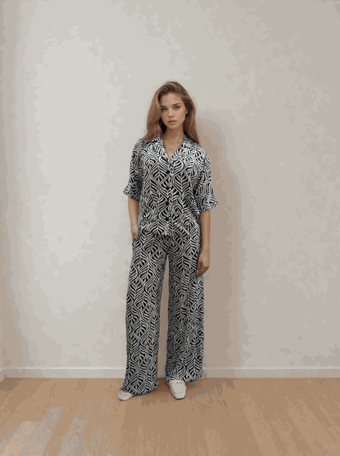 Pantaloni palazzo cu talie elastică înaltă