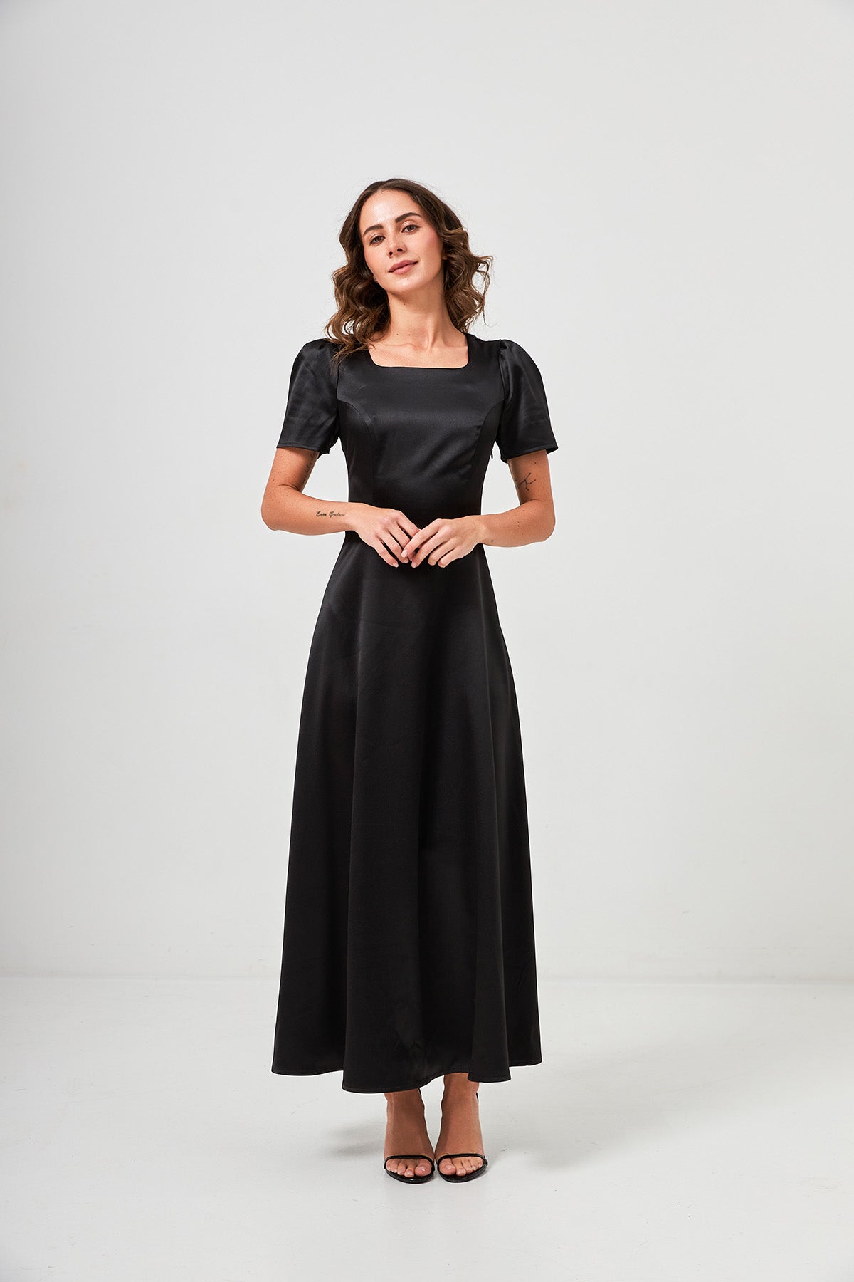 Rochie maxi din satin, de ocazie