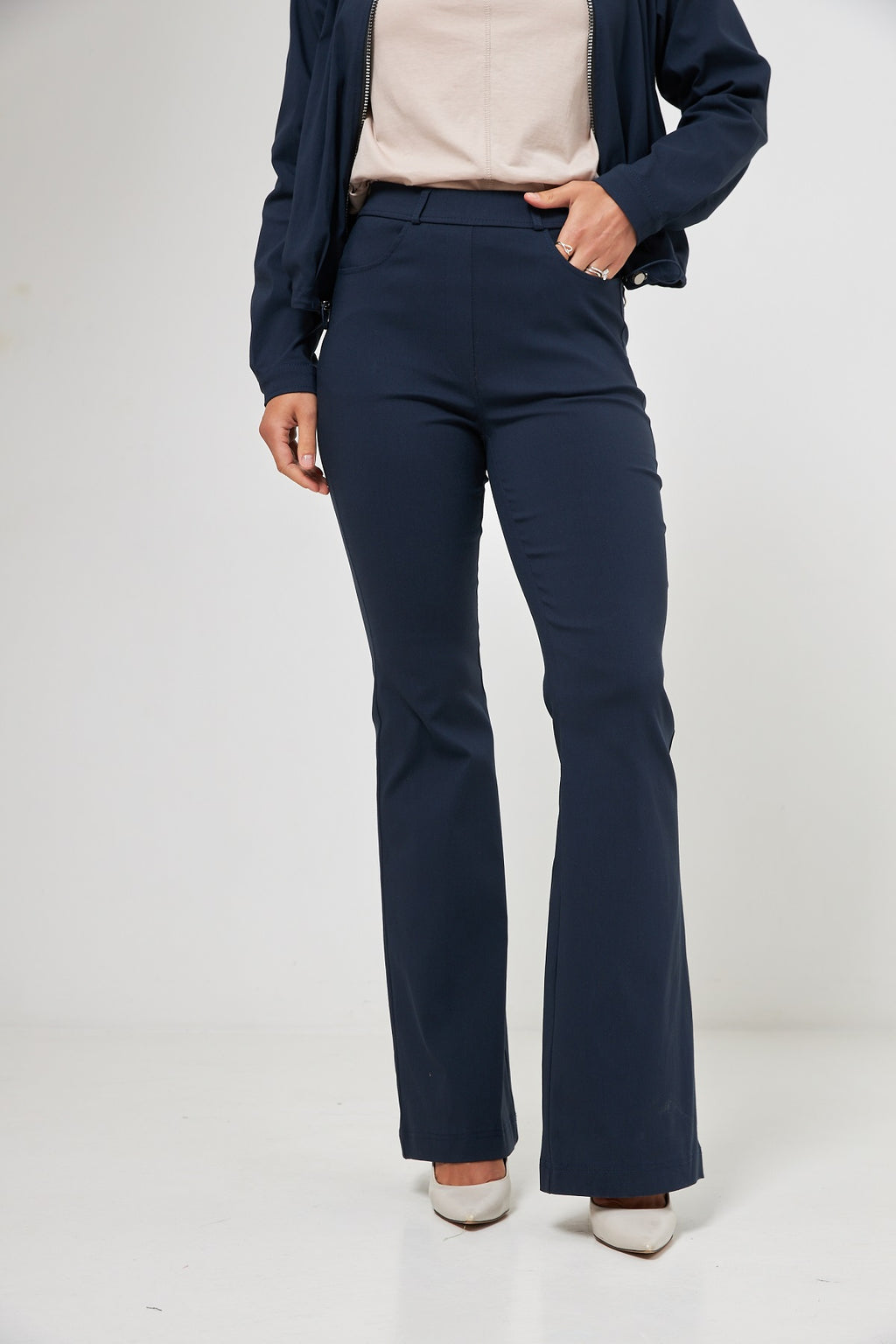 Pantaloni evazați Harper