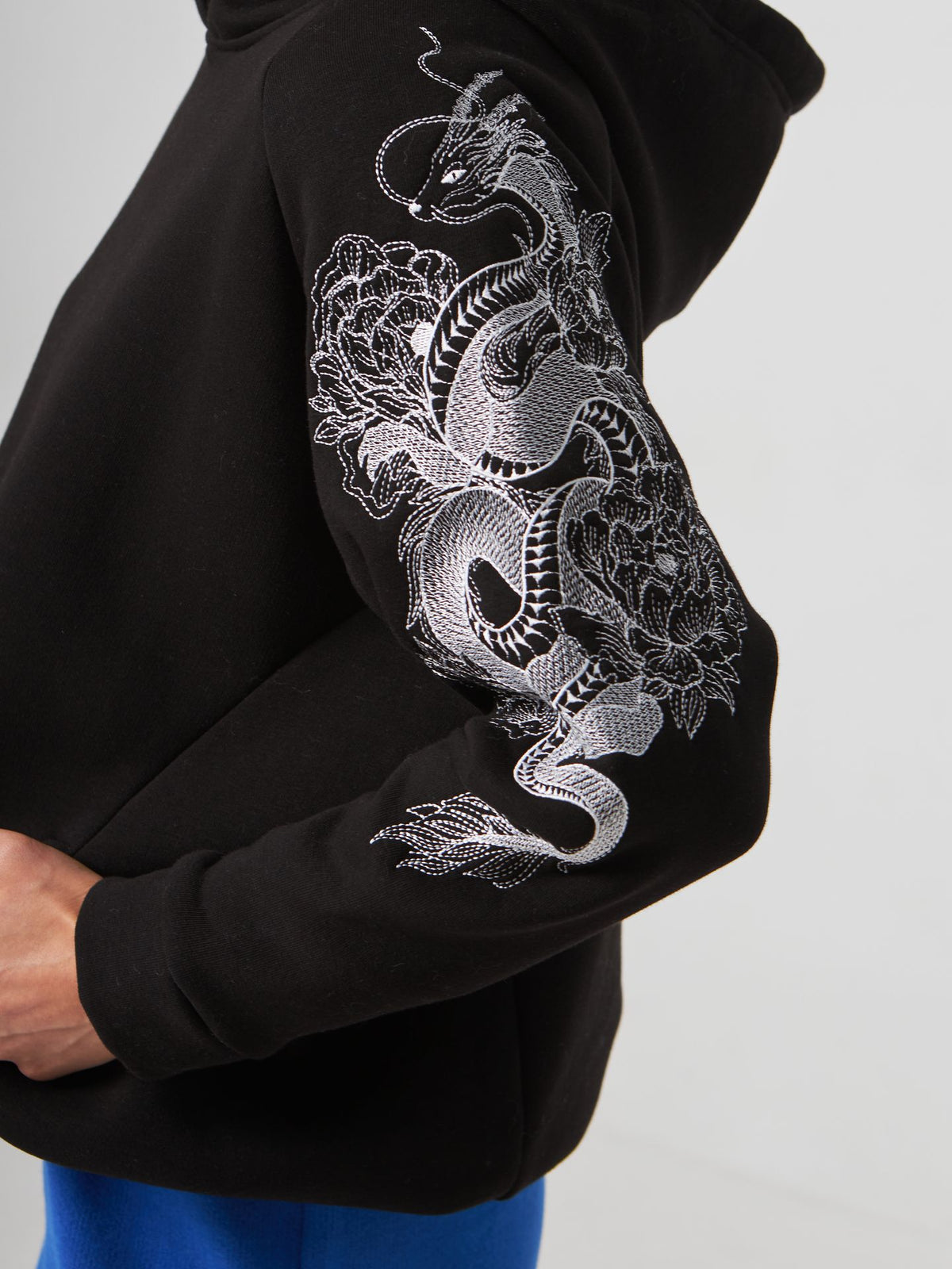 Hanorac cu broderie Dragon