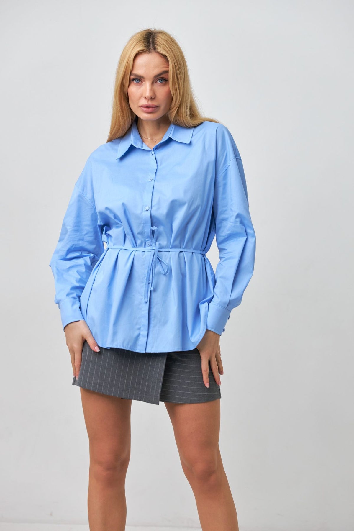 Cămașă cu șireturi