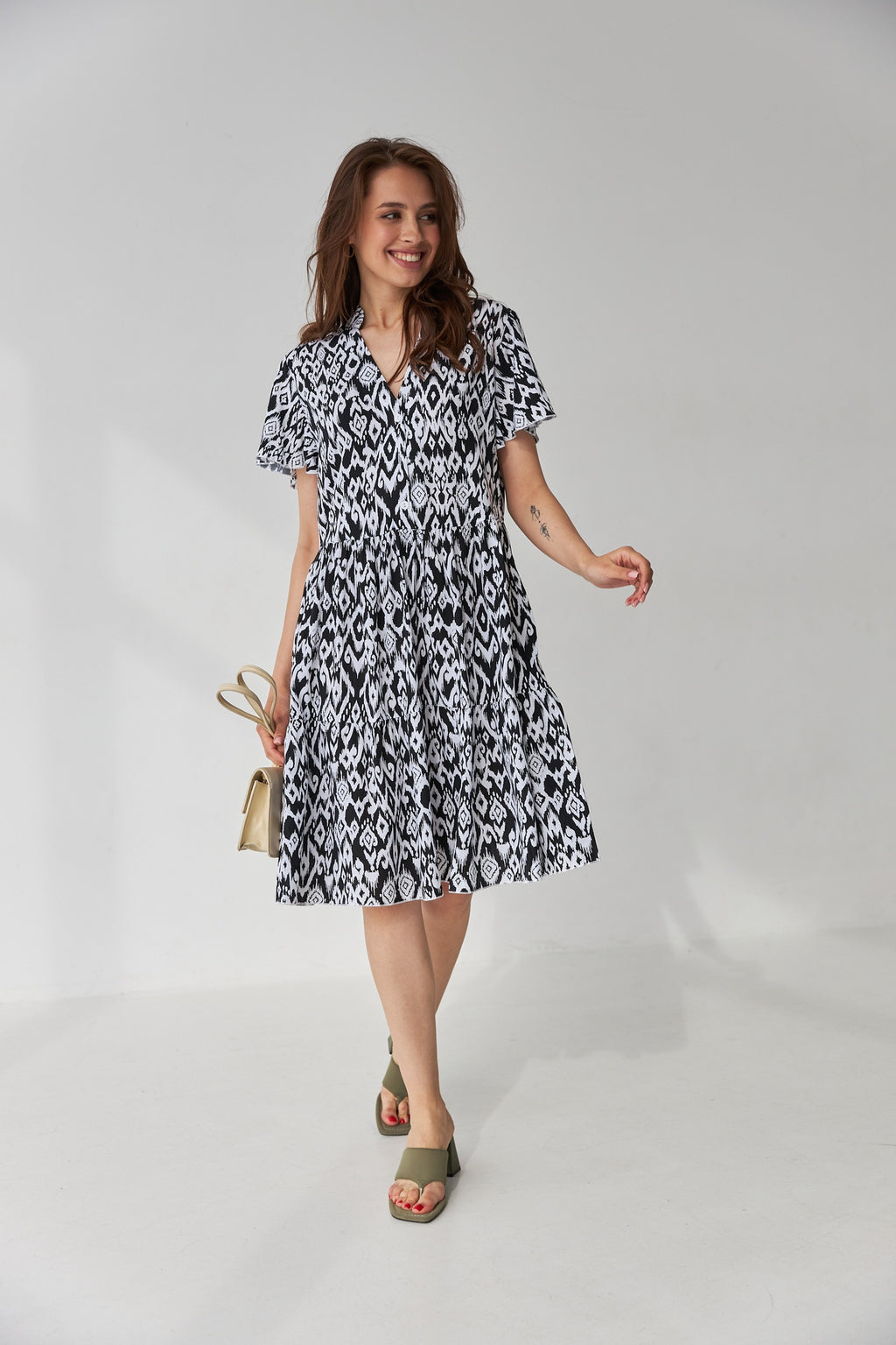 Rochie mini de vară cu două volane