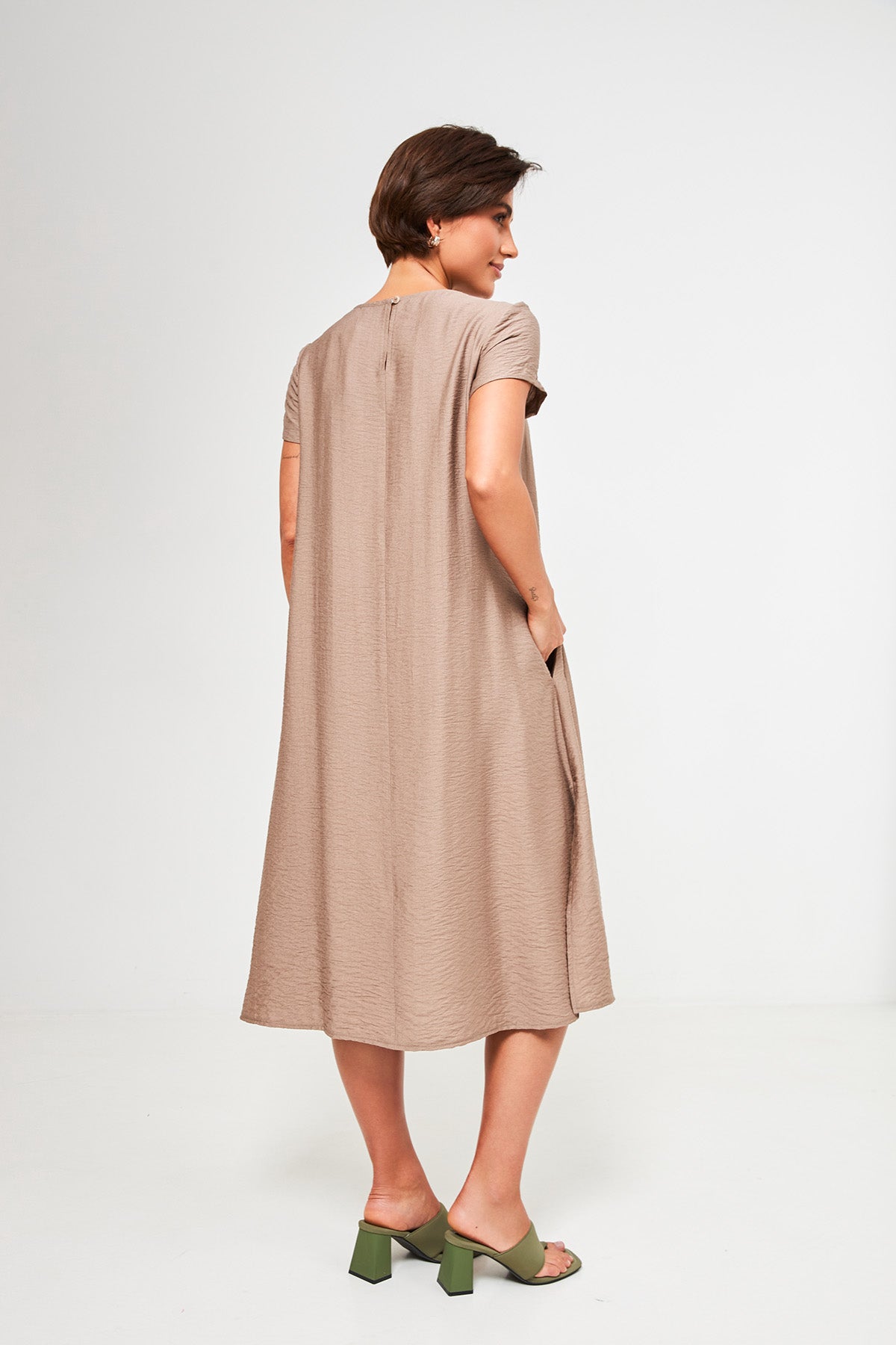 Rochie midi lejeră cu in