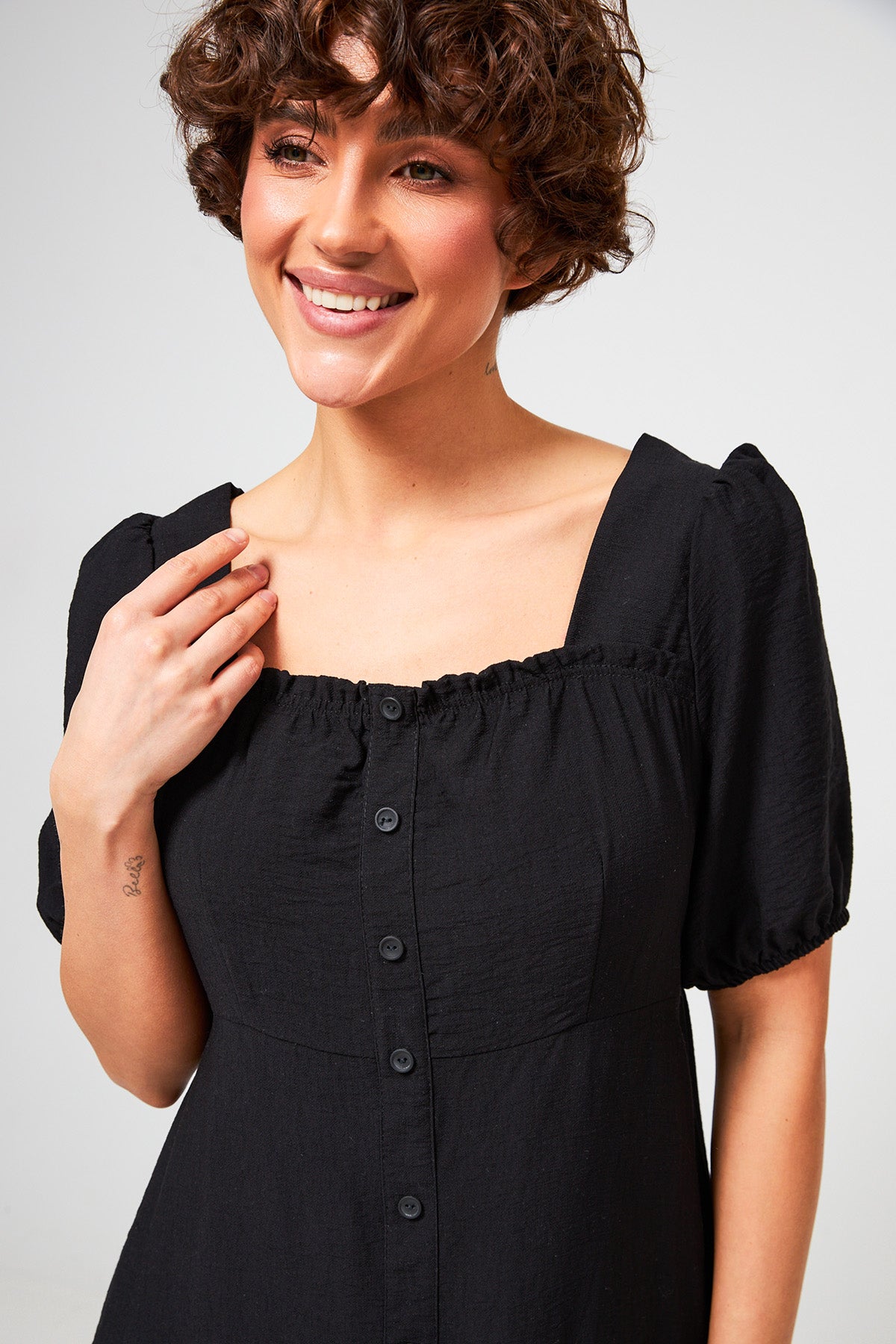 Rochie maxi din in cu nasturi