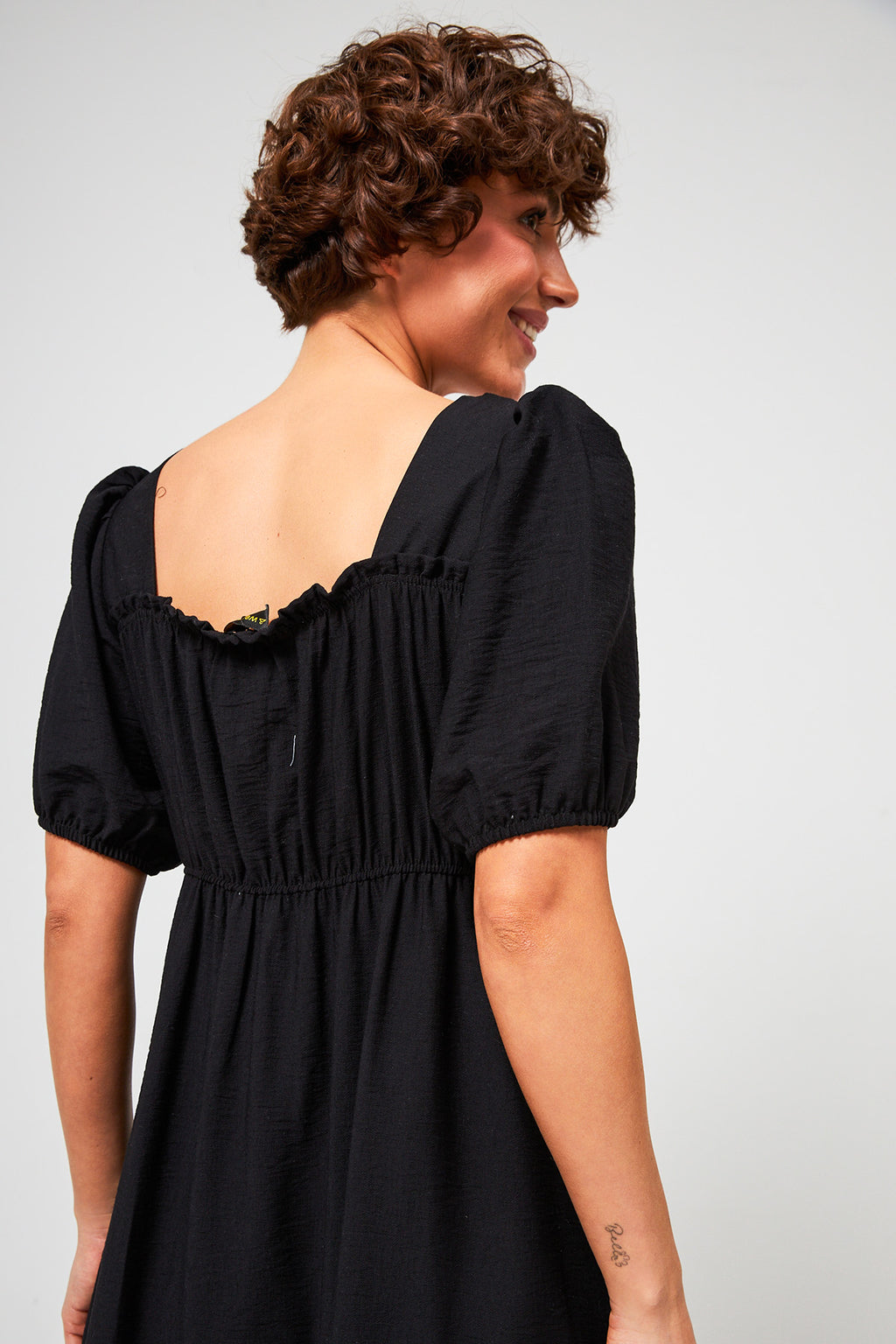 Rochie maxi din in cu nasturi