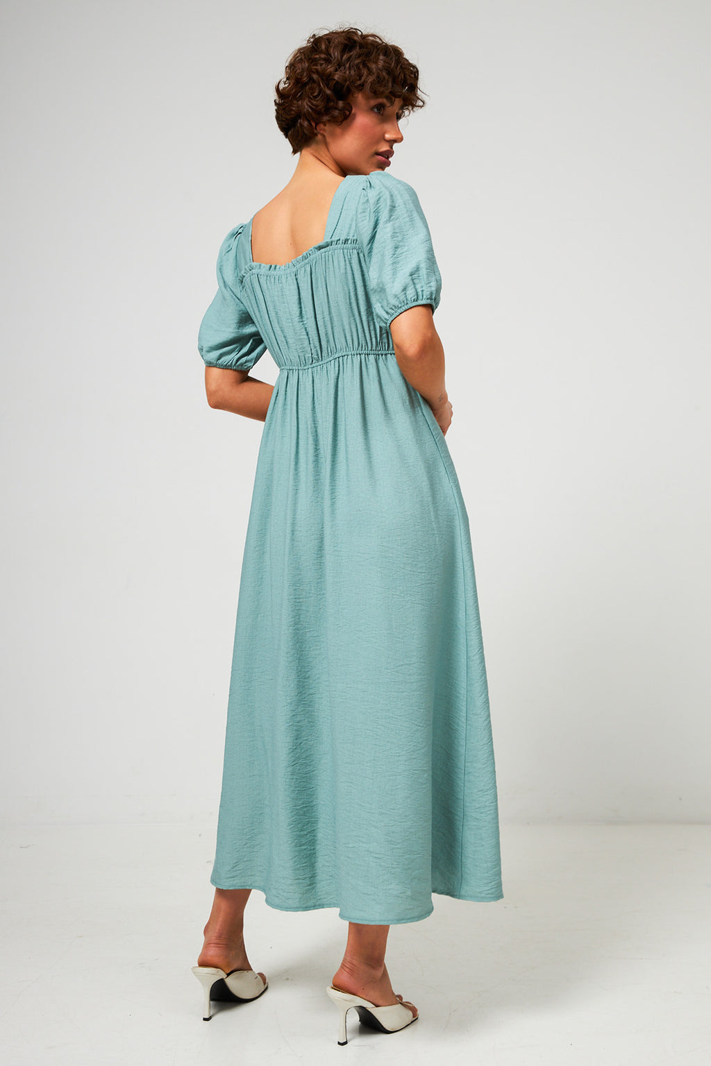 Rochie maxi din in cu nasturi