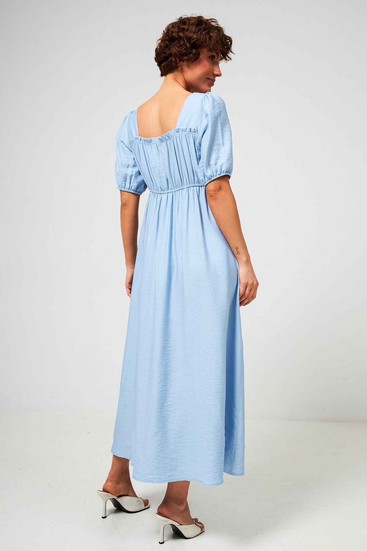 Rochie maxi din in cu nasturi