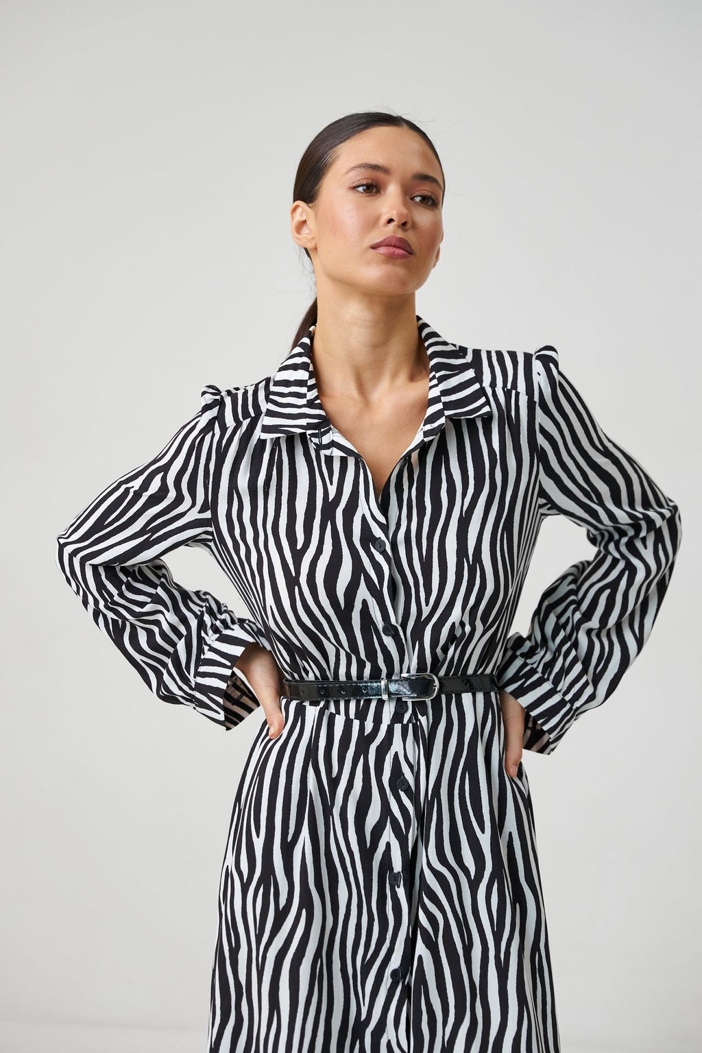 Rochie maxi cu mânecă lungă