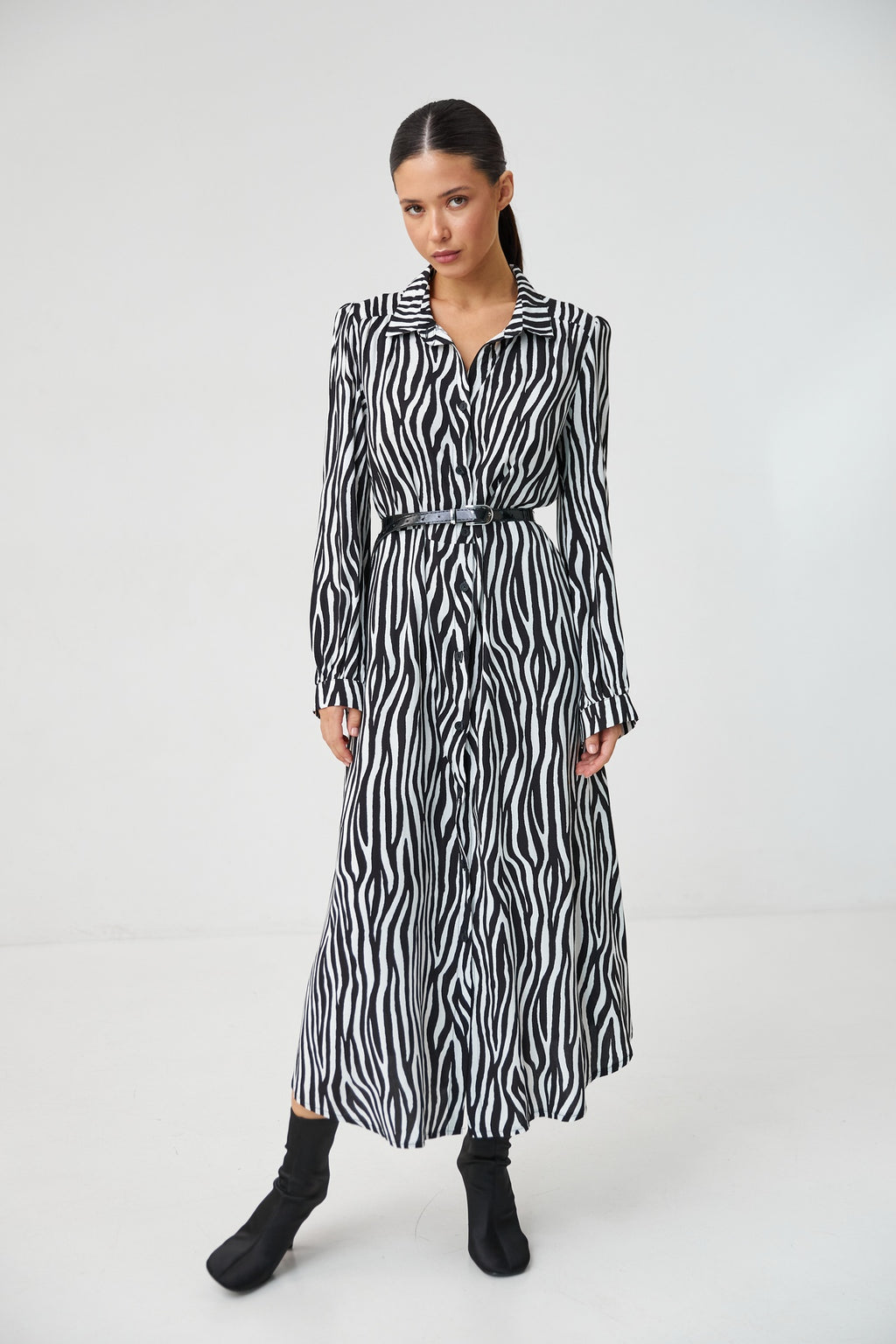 Rochie maxi cu mânecă lungă