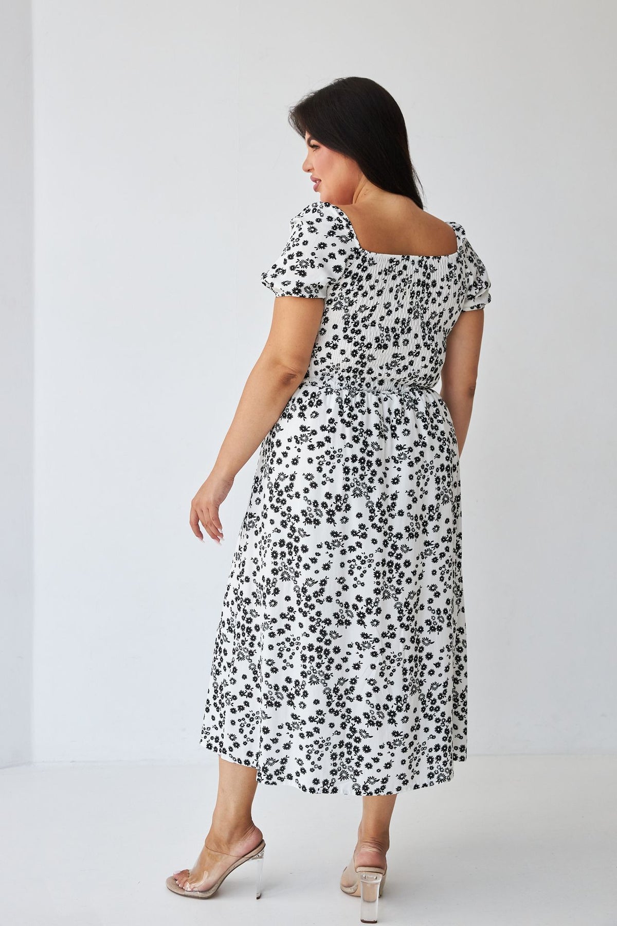 Rochie midi de vară cu șlițuri
