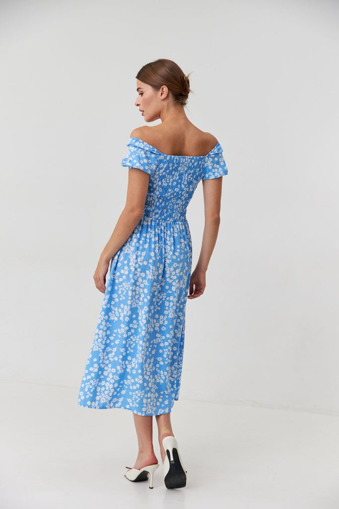 Rochie midi de vară cu șlițuri