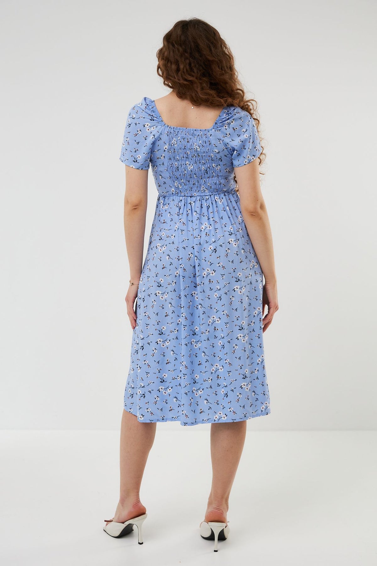 Rochie midi de vară din vâscoză tip ștapel cu șliț