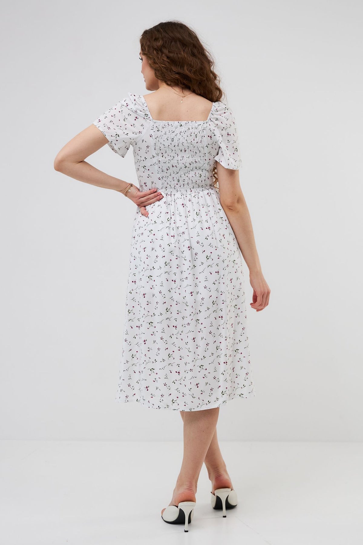 Rochie midi de vară din vâscoză tip ștapel cu șliț