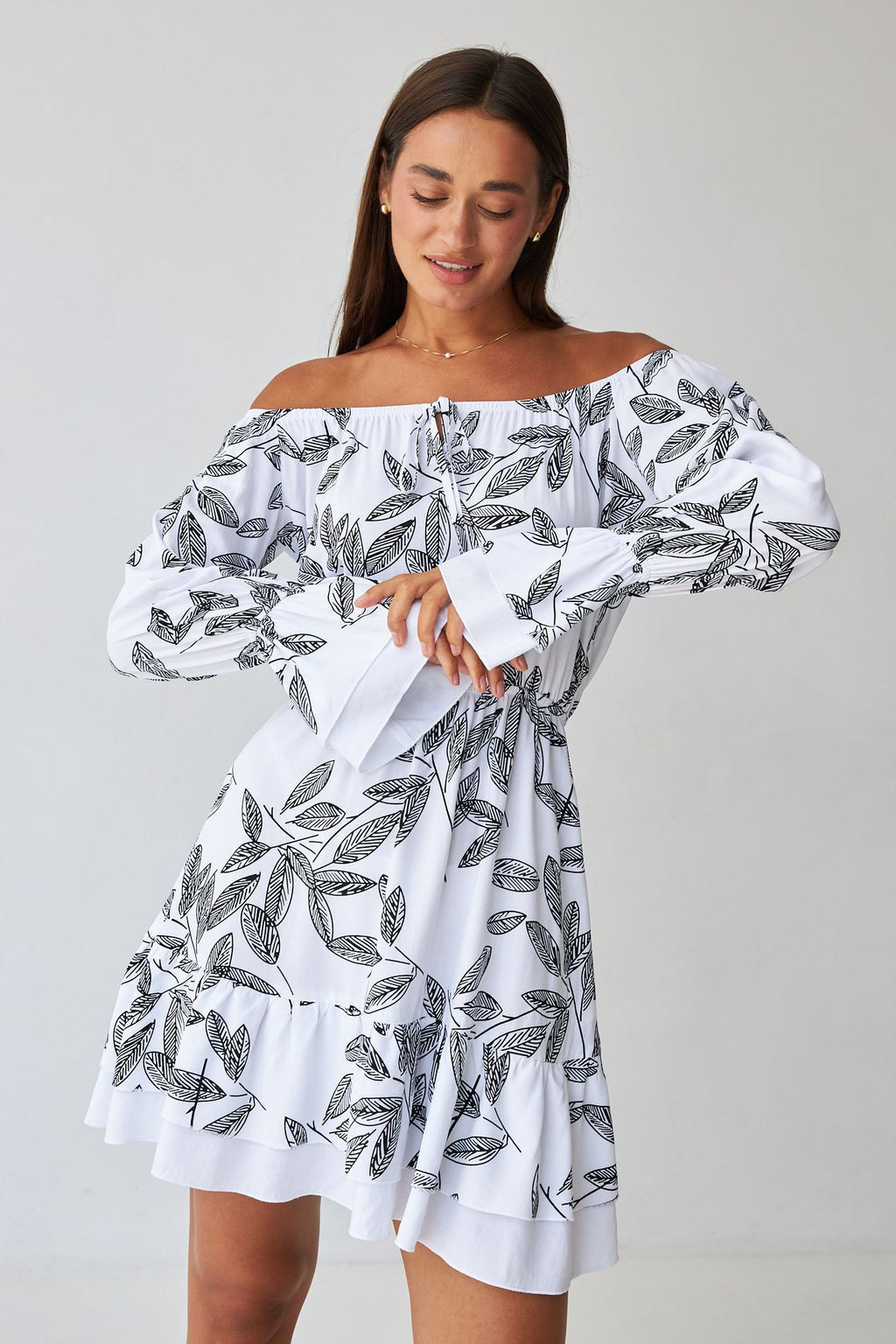 Rochie mini de vară din vâscoză tip ștapel cu bust elastic
