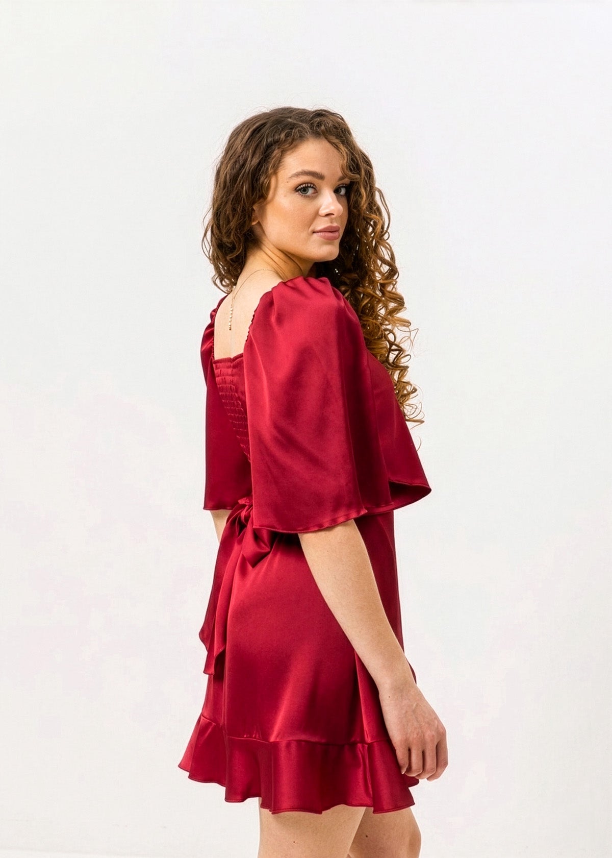 Rochie mini din mătase, de ocazie