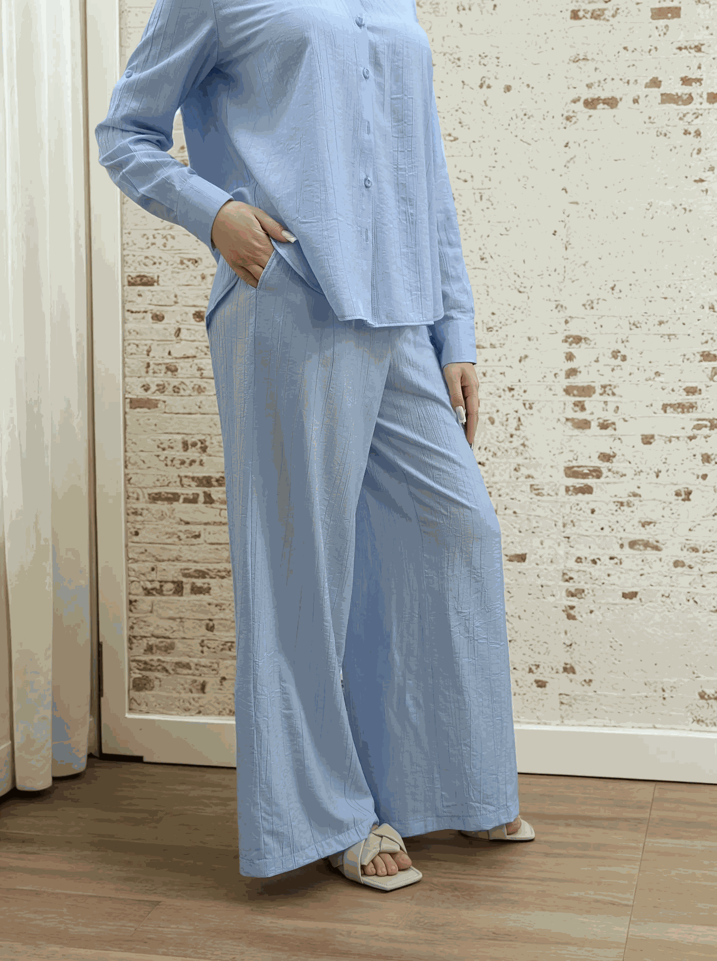 Pantaloni palazzo cu talie elastică Nicole