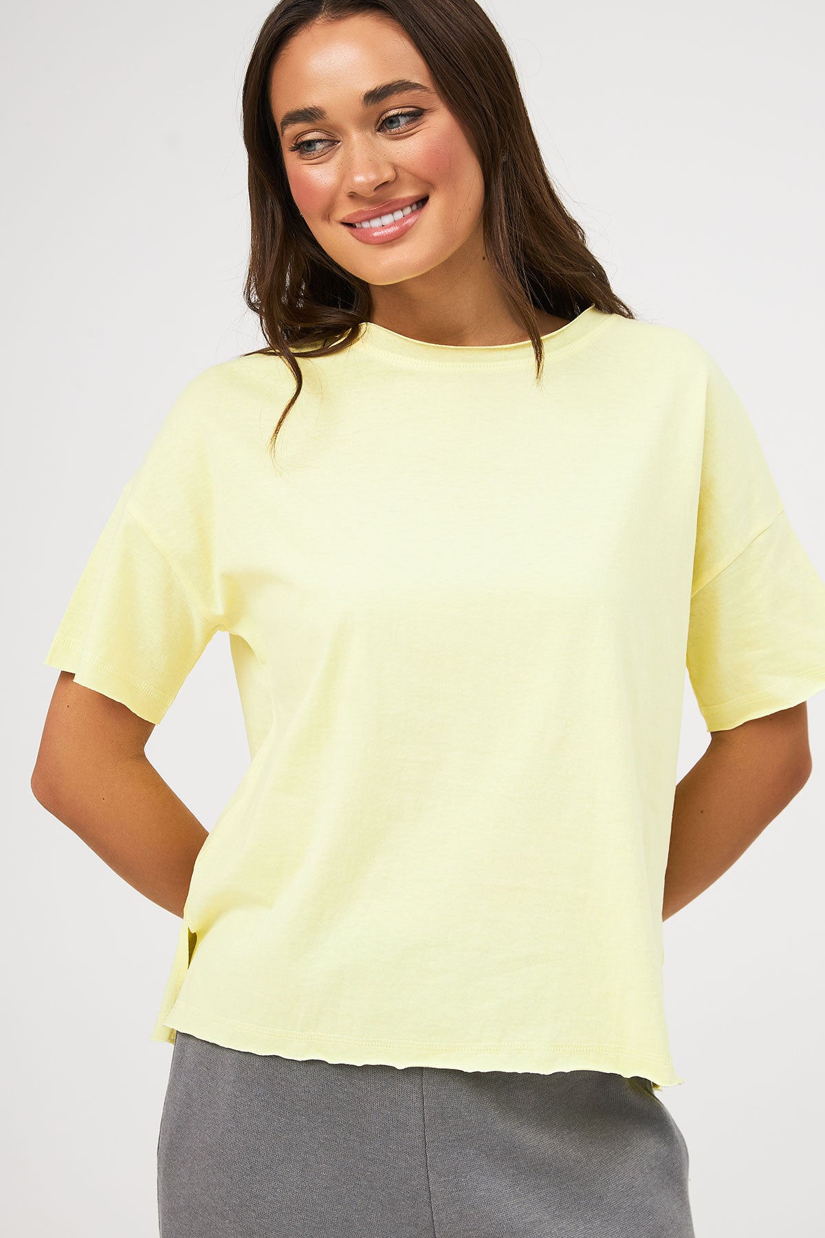 Tricou oversize cu șlițuri
