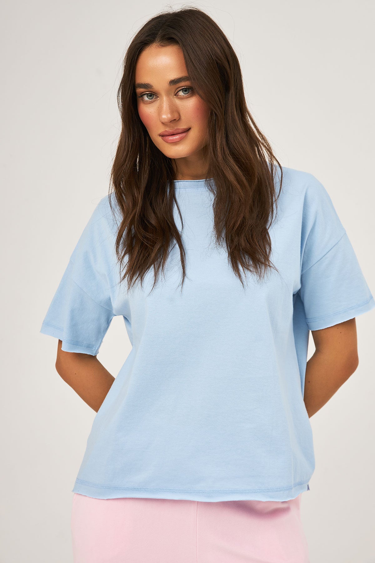 Tricou oversize cu șlițuri
